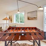 Family Home In Long Pond With Fire Pit And Lake Access